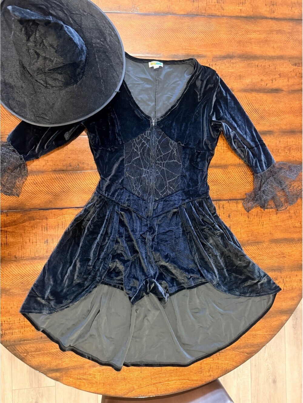 Tipsy Elves Witch Costume Black Velvet Bodysuit Romper Hat Halloween Size Large